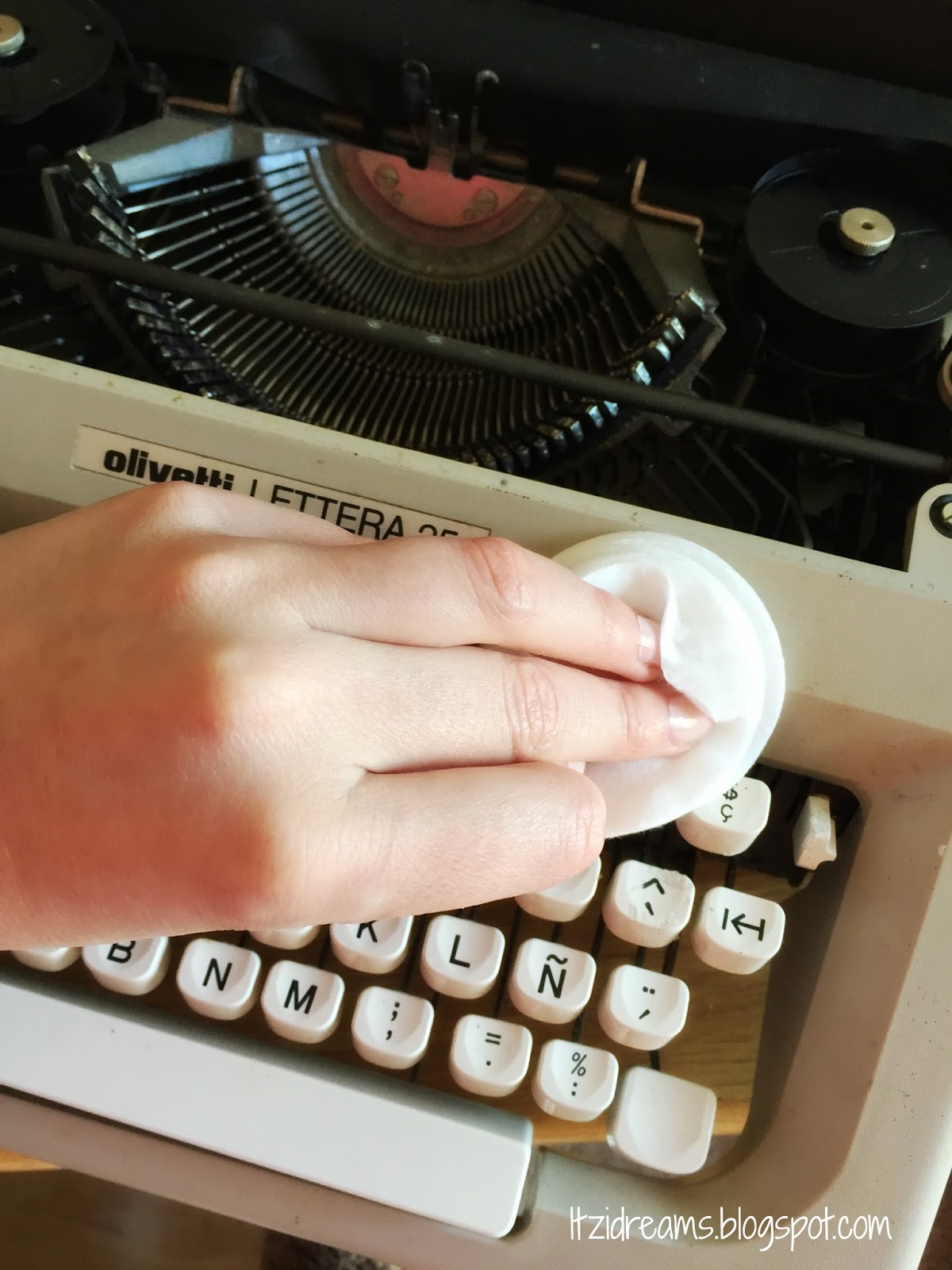 írógép-chalkpaint
