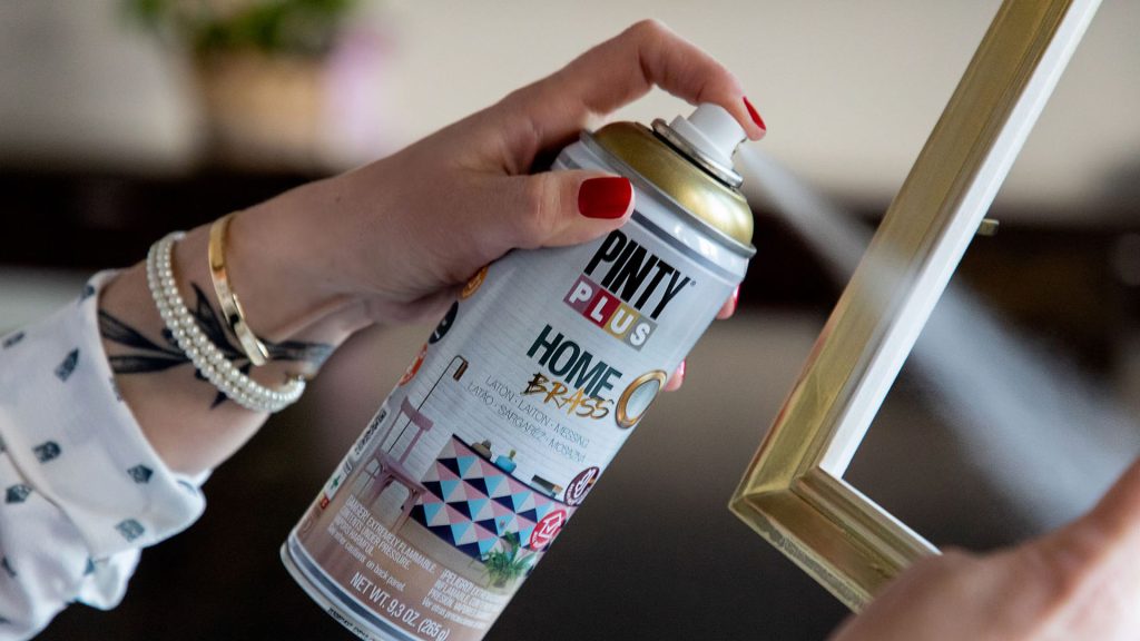 Pintyplus home vizes bázisú festék spray